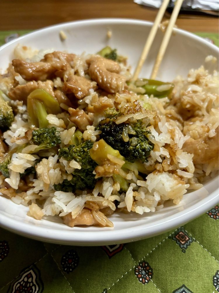 Mr wok Logo