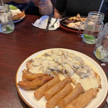 Casa Colombia - Colombian Near Me - Orangeburg, New York