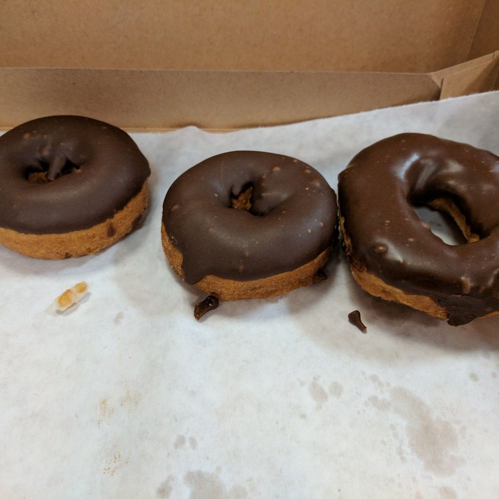 Long’s Bakery - Glazed chocolate cake - Bakeries Near Me - Indianapolis, Indiana Long’s Bakery - Glazed chocolate cake - Bakeries Near Me - Indianapolis, Indiana