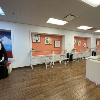 Momo Cafe - Cafes Near Me - Schaumburg, Illinois
