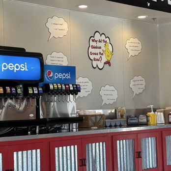 The Chicken Shack - Soda and condiment counter - Chicken Wings Near Me - Clovis, California