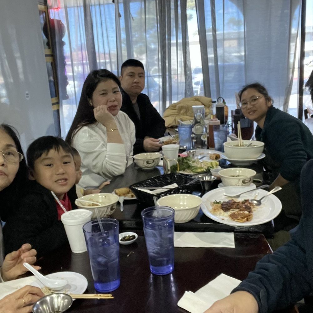 Pho Bosa Kitchen - Phở ribeye, Phở tái bò viên, Cơm Tấm bì chả tàu hũ ký sườn nướng! Chả giò tôm! - Vietnamese Near Me - Las Vegas, Nevada Pho Bosa Kitchen - Phở ribeye, Phở tái bò viên, Cơm Tấm bì chả tàu hũ ký sườn nướng! Chả giò tôm! - Vietnamese Near Me - Las Vegas, Nevada