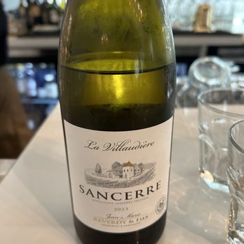 Ammatoli - Recommend this wine to pair with chicken - Mediterranean Near Me - Long Beach, California Ammatoli - Recommend this wine to pair with chicken - Mediterranean Near Me - Long Beach, California