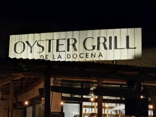 Oyster Grill de La Docena by null