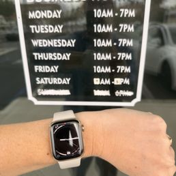 Just sitting here in front of a closed shop with a confirmed appointment