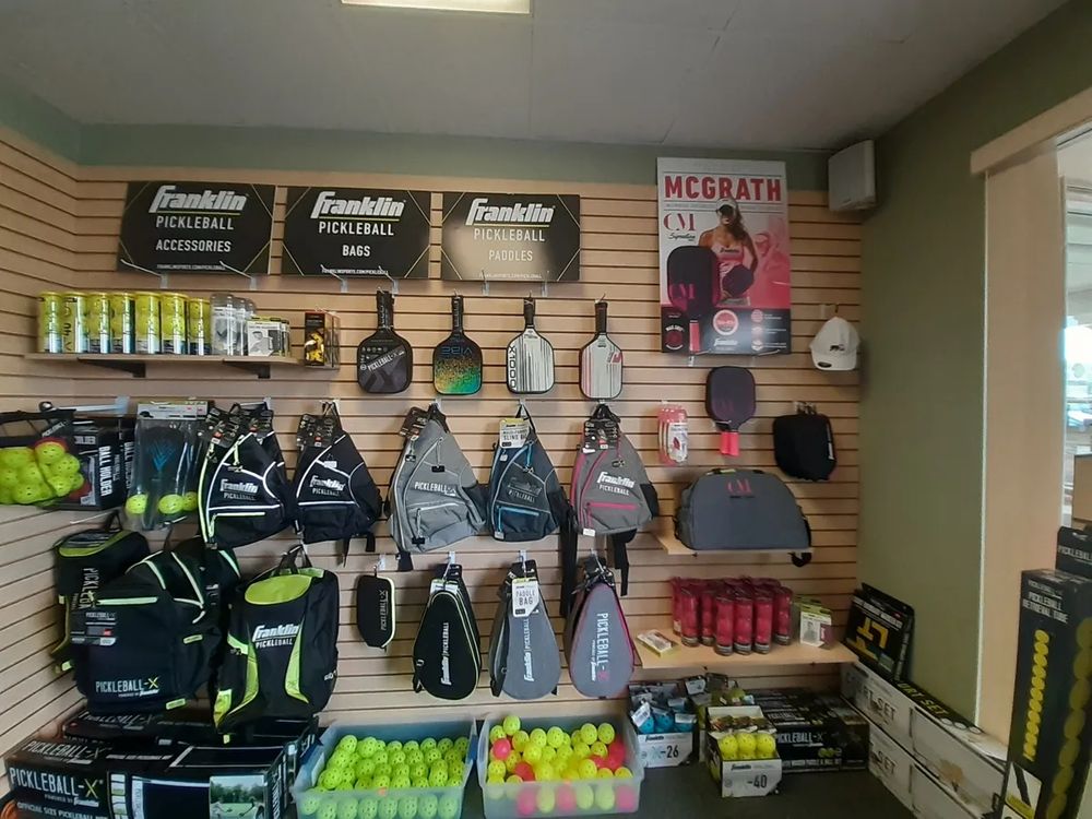 IDEAL PICKLEBALL Updated September 2024 3750 US Highway 27 N