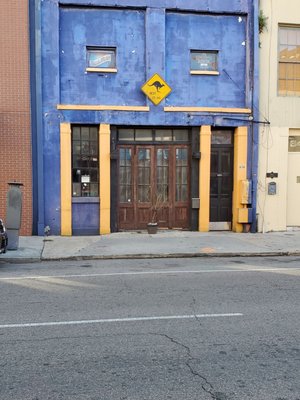 Vic's Kangaroo Cafe by null