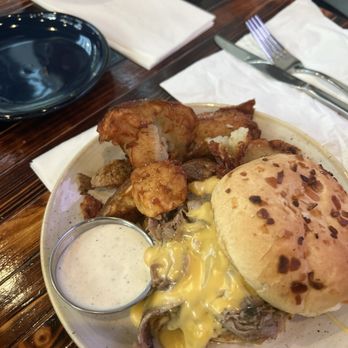 DEEP Brewing Co - The Roast Beef - Breweries Near Me - Tallahassee, Florida
