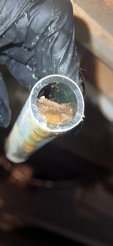 Slide of ER Universal Plumbing & Well Services