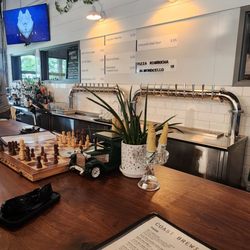 COAST Brewing Company - Bar area