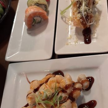 EAT'S SUSHI - BAKED SCALLOP ROLL - Sushi Bars Near Me - Costa Mesa, California