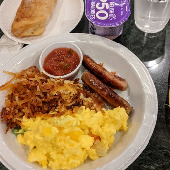 Ayres Hotel Seal Beach - That's a nice breakfast spread at a hotel. - Hotels Near Me - Seal Beach, California