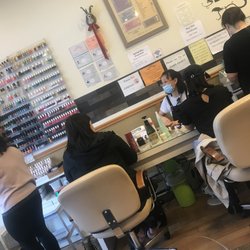 La Bella Nail Salon - Cute little nail salon!