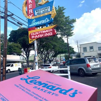 Leonard's Bakery - Bakeries Near Me - Honolulu, Hawaii