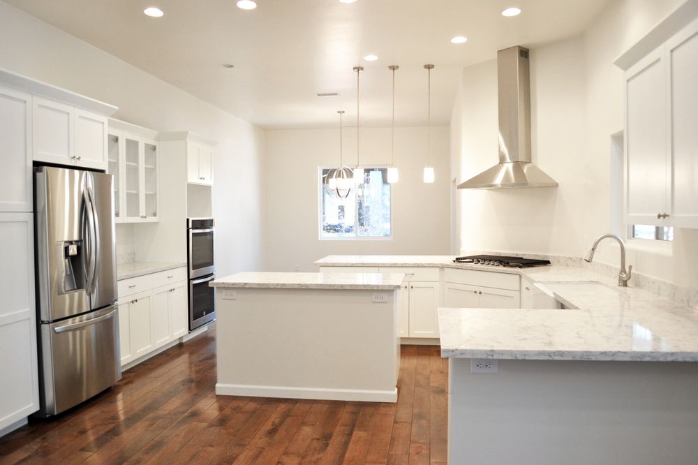 MOUNTAIN TOWN HOMES Updated August 2024 13 Photos 2050 S