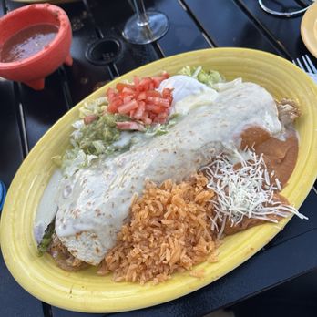 La Cabaña - Burrito La Cabana - Mexican Near Me - Valparaiso, Indiana