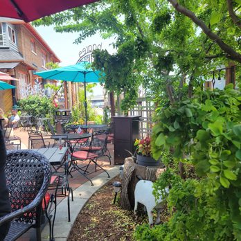 the baaree - Garden - New American Near Me - Thiensville, Wisconsin
