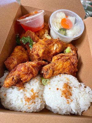 Mama Hieu's by null