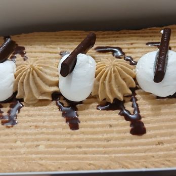 Red Ribbon Bakeshop - Mocha - Bakeries Near Me - Sacramento, California