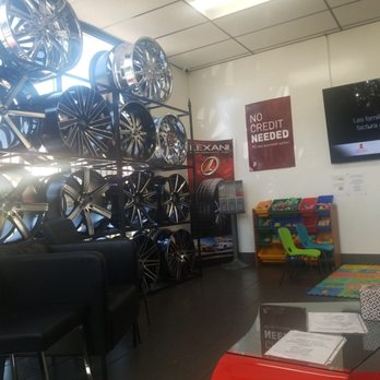 In and Out Tire - Tires Near Me - Los Angeles, California In and Out Tire - Tires Near Me - Los Angeles, California