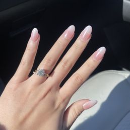 Gel x ombré with chrome powder for my wedding! Gel x ombré with chrome powder for my wedding!