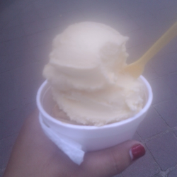 Manolo Nieves - Nieve de piña colada, simplemente deliciosa