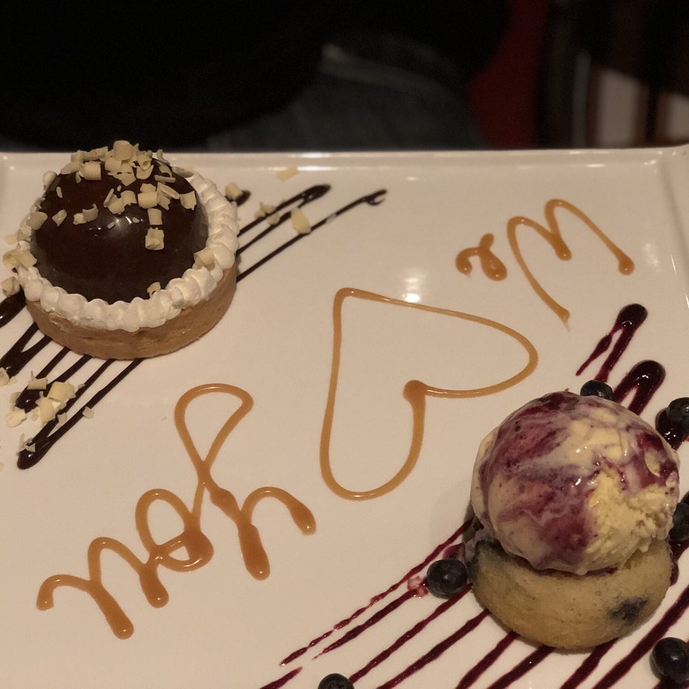 High Cotton - Desserts for my nephew (love the staff support and family environment) - Cocktail Bars Near Me - Charleston, South Carolina High Cotton - Desserts for my nephew (love the staff support and family environment) - Cocktail Bars Near Me - Charleston, South Carolina
