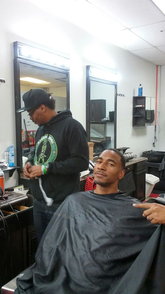 DA LUCKY SPOT BARBER SHOP Updated October 2024 3720 N Tryon St