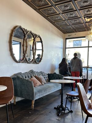 FeelLove Coffee Loveland by null