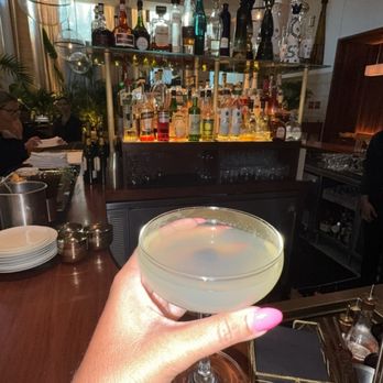 Lobby Bar - Beer Bar Near Me - Tampa, Florida
