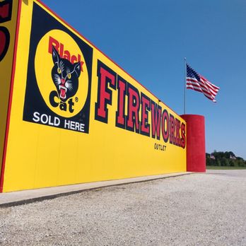 Fireworks Outlet - Fireworks Near Me - Seale, Alabama