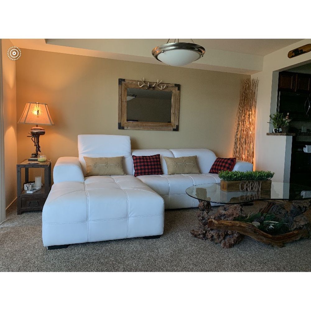 Lynn's World Quality Consignment - Sectional - Furniture Stores Near Me - Las Vegas, Nevada Lynn's World Quality Consignment - Sectional - Furniture Stores Near Me - Las Vegas, Nevada