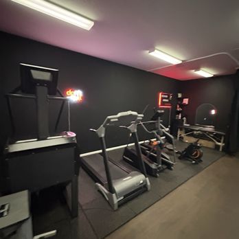 Fuerza Training Society - CARDIO AREA - Gyms Near Me - San Leandro, California