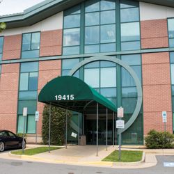 Front door of main entrance - Mosaic Virginia in Lansdowne