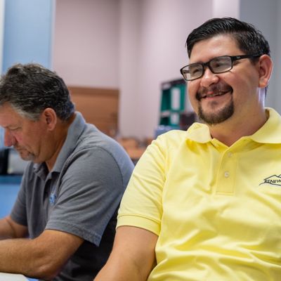 RenewPro Roofing Logo