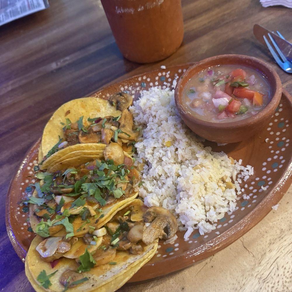 Rosa Madera - Mushroom tacos and cucumber aqua fresca - Mexican Near Me - Santa Ana, California Rosa Madera - Mushroom tacos and cucumber aqua fresca - Mexican Near Me - Santa Ana, California