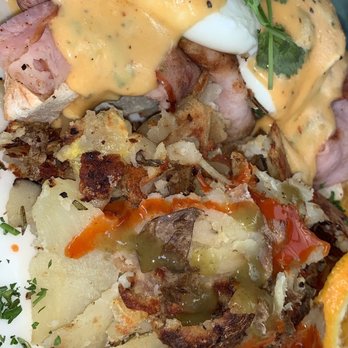 Plums Cafe - Santa fe benedict - Breakfast & Brunch Near Me - Costa Mesa, California