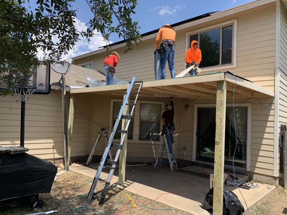 Slide of Rios Contracting