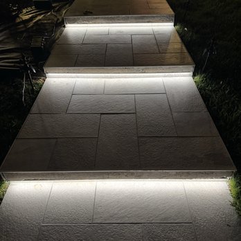 Paulex - Entrance with LED lights - Tiling Near Me Paulex - Entrance with LED lights - Tiling Near Me