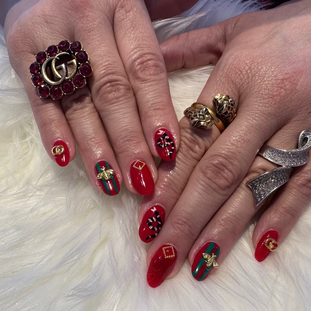 Luxury Nail Spa - Nail Salons Near Me - Oak Park, Illinois Luxury Nail Spa - Nail Salons Near Me - Oak Park, Illinois