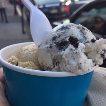 Nina's Waffles & Ice Cream - Espresso Crunch and Cookies n Cream - regular size - Ice Cream & Frozen Yogurt Near Me - Doylestown, Pennsylvania