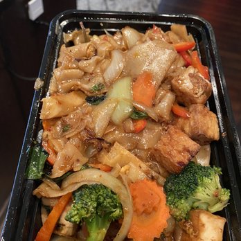 Grandma Thai Cuisine - Pad Kee Mao - Thai Near Me - Kent, Washington Grandma Thai Cuisine - Pad Kee Mao - Thai Near Me - Kent, Washington