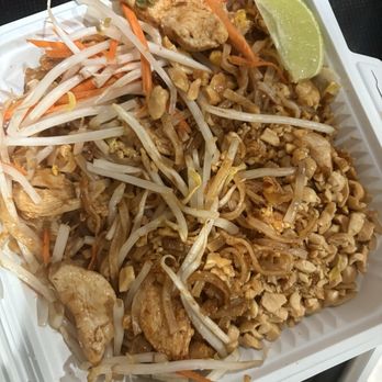 HI Thai Food - Chicken pad Thai - Thai Near Me - Wailuku, Hawaii HI Thai Food - Chicken pad Thai - Thai Near Me - Wailuku, Hawaii