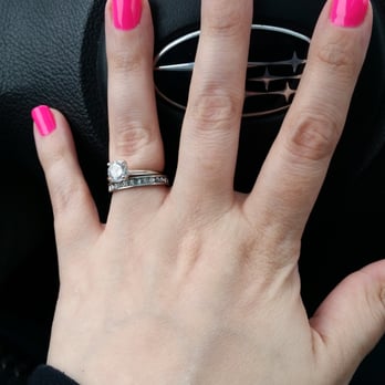 Deluxe Nails - Nail Salons Near Me - Chicago, Illinois