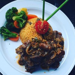 Caribbean Flavors - Oxtails, simply delicious!