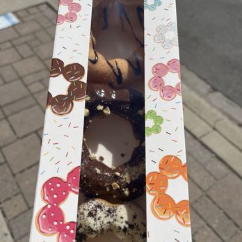 Mochii Donut - North Center - Packaging for 3 donuts. Super cute - Donuts Near Me - Chicago, Illinois Mochii Donut - North Center - Packaging for 3 donuts. Super cute - Donuts Near Me - Chicago, Illinois
