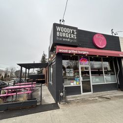 Woody's Burger Bar and Grill - The facade