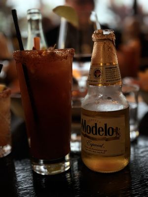 Caló Kitchen + Tequila by null