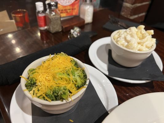 Darryl's Wood Fired Grill by null