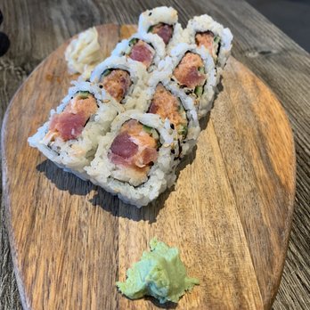 Kuka Sushi & Izakaya - Spicy Tuna Roll - Sushi Bars Near Me - Tempe, Arizona Kuka Sushi & Izakaya - Spicy Tuna Roll - Sushi Bars Near Me - Tempe, Arizona